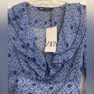 Zara New with Tags Ruffled Dusty Blue Print Blouse size:XS